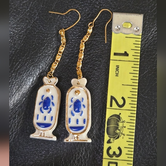 Porcelain & gold vintage Egyptian Cartouche Scarab art earrings - Picture 5 of 6